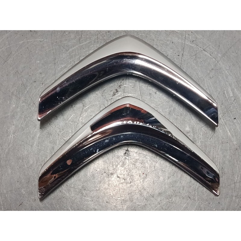 Recambio de anagrama para citroën c3 ii (sc_) 1.4 hdi 70 (sc8hzc, sc8hr0, sc8hp4) referencia OEM IAM   