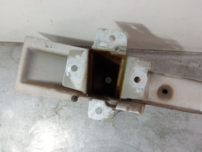 Recambio de refuerzo paragolpes delantero para opel vivaro a furgoneta (x83) 2.0 cdti (f7) referencia OEM IAM   