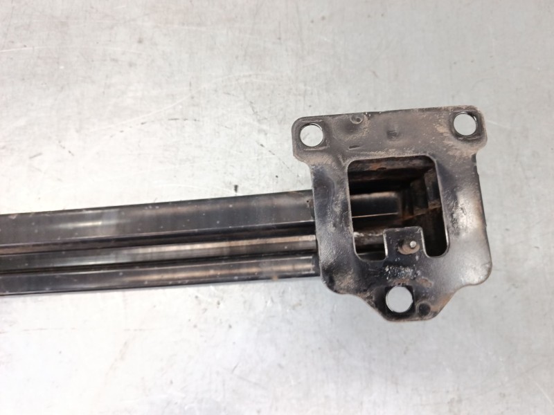 Recambio de refuerzo paragolpes delantero para peugeot 207/207+ (wa_, wc_) 1.6 hdi referencia OEM IAM   