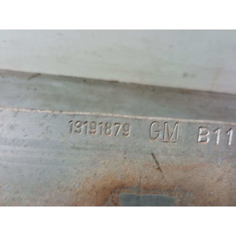 Recambio de refuerzo paragolpes delantero para opel corsa d (s07) 1.3 cdti (l08, l68) referencia OEM IAM 13191879 13191879,B11 