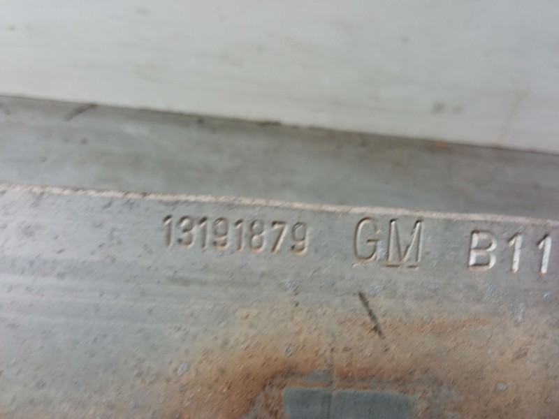 Recambio de refuerzo paragolpes delantero para opel corsa d (s07) 1.3 cdti (l08, l68) referencia OEM IAM 13191879 13191879,B11 