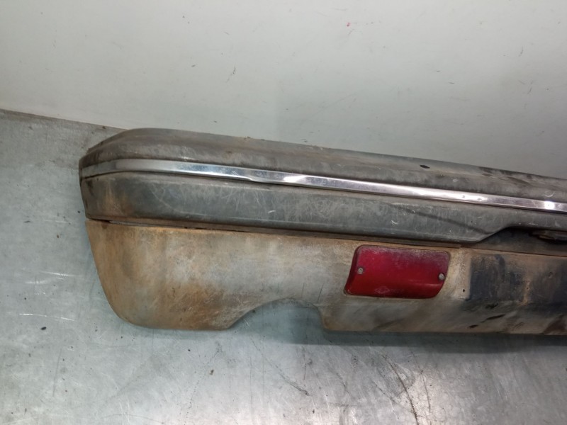 Recambio de paragolpes trasero para peugeot 205 sr referencia OEM IAM   