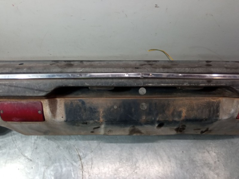 Recambio de paragolpes trasero para peugeot 205 sr referencia OEM IAM   