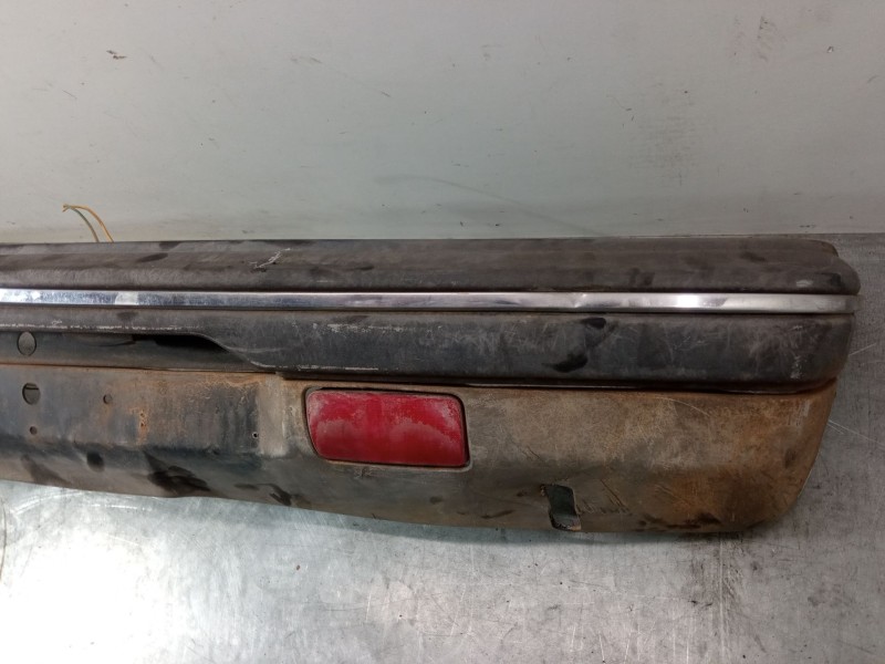 Recambio de paragolpes trasero para peugeot 205 sr referencia OEM IAM   