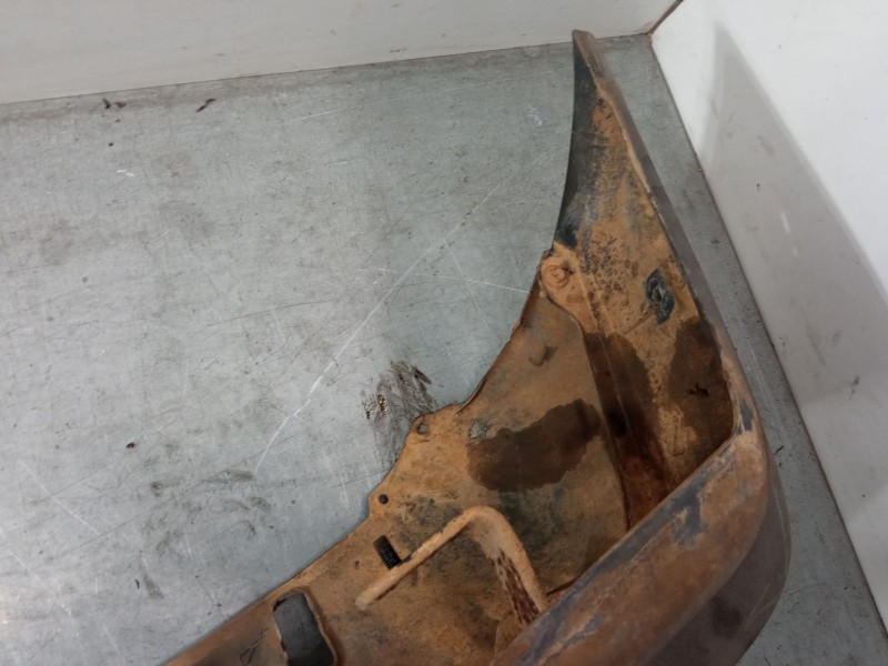 Recambio de paragolpes trasero para peugeot 205 sr referencia OEM IAM   