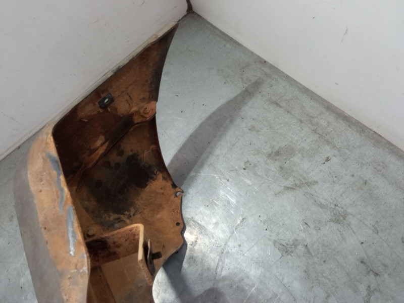 Recambio de paragolpes trasero para peugeot 205 sr referencia OEM IAM   