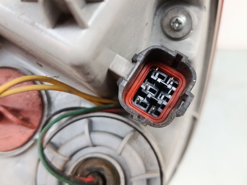 Recambio de piloto trasero izquierdo para hyundai ix35 (lm, el, elh) 2.0 crdi referencia OEM IAM 924012Y500  