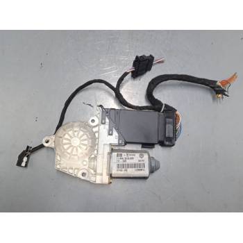 MOTOR ELEVALUNA DELANTERO IZQUIERDO 1J1959801C 
