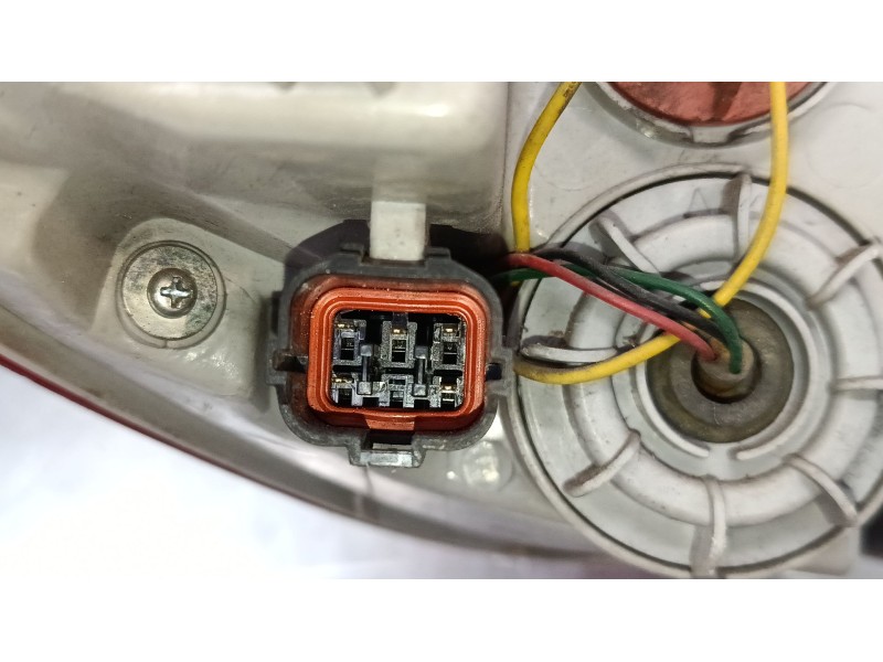 Recambio de piloto trasero derecho para hyundai ix35 (lm, el, elh) 2.0 crdi referencia OEM IAM 924022Y500  