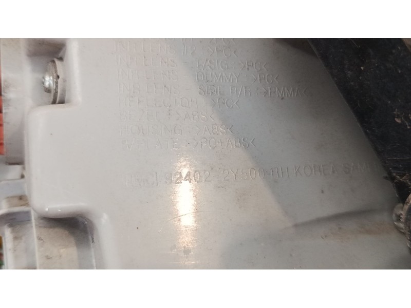 Recambio de piloto trasero derecho para hyundai ix35 (lm, el, elh) 2.0 crdi referencia OEM IAM 924022Y500  