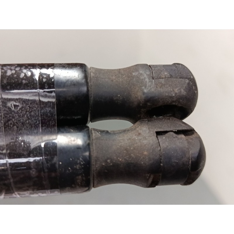 Recambio de amortiguadores malet/porton para hyundai ix35 (lm, el, elh) 2.0 crdi referencia OEM IAM 817802Y000   817702Y000  