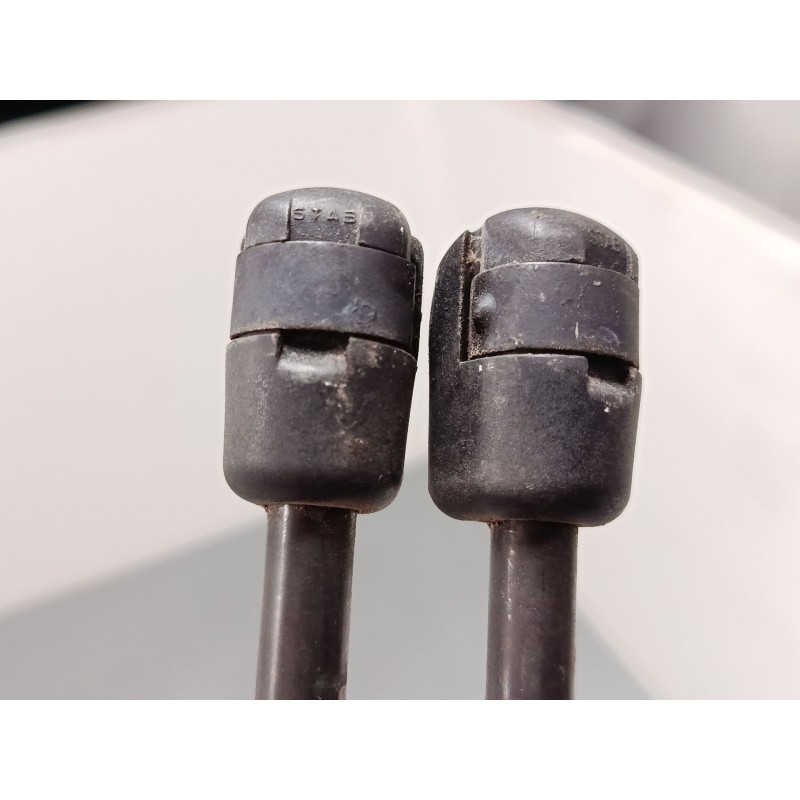 Recambio de amortiguadores malet/porton para hyundai ix35 (lm, el, elh) 2.0 crdi referencia OEM IAM 817802Y000   817702Y000  