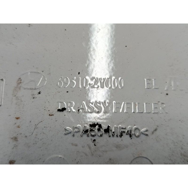 Recambio de tapa exterior combustible para hyundai ix35 (lm, el, elh) 2.0 crdi referencia OEM IAM 695102Y000  