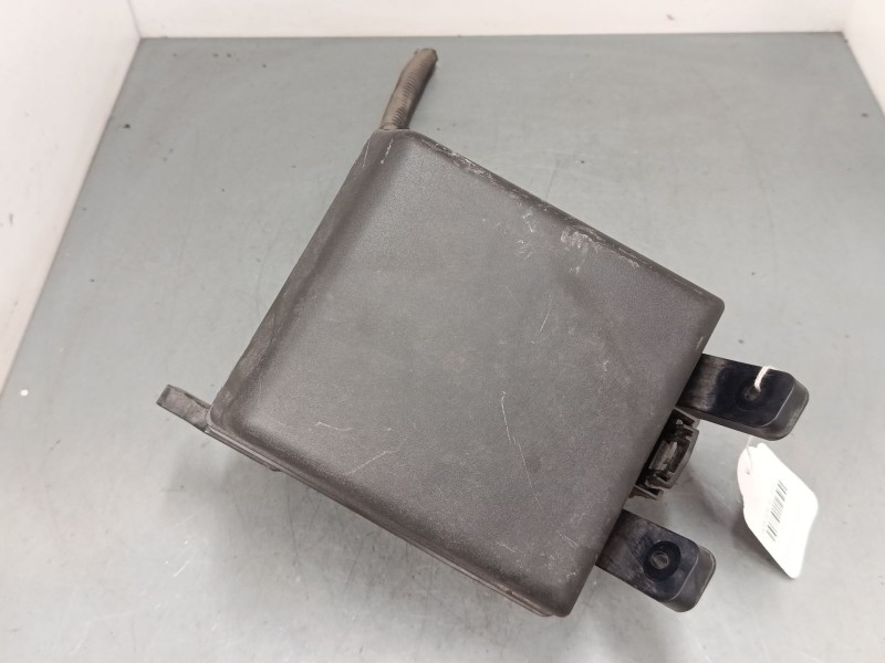 Recambio de caja reles / fusibles para hyundai ix35 (lm, el, elh) 2.0 crdi referencia OEM IAM 913712Y381  