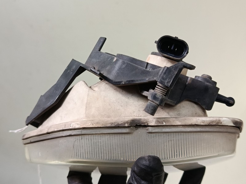 Recambio de faro antiniebla derecho para ford focus i (daw, dbw) 1.6 16v referencia OEM IAM 2M5115201AG  