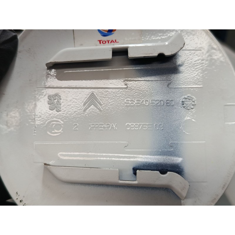Recambio de tapa exterior combustible para citroën c4 picasso i monospace (ud_) 1.6 hdi 110 referencia OEM IAM 9654052080 08975E