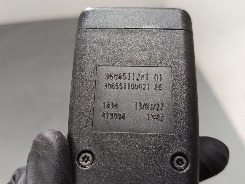 Recambio de anclaje cinturon delantero derecho para citroën c4 picasso i monospace (ud_) 1.6 hdi 110 referencia OEM IAM 96845112