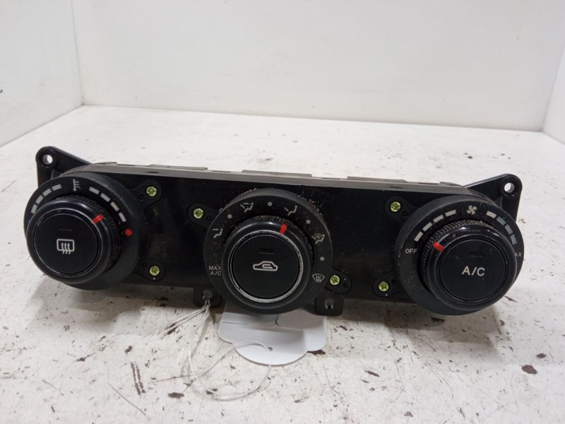 Recambio de mando climatizador para kia cee´d hatchback (ed) 1.4 referencia OEM IAM 972501H000EQ  