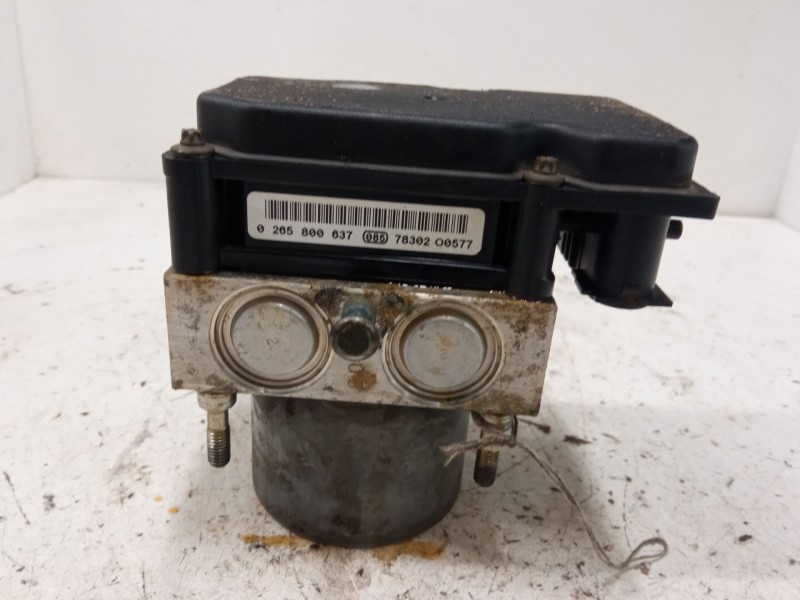 Recambio de abs para kia cee´d hatchback (ed) 1.4 referencia OEM IAM 0265800637  