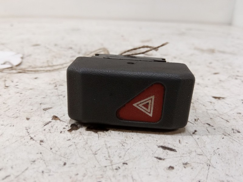 Recambio de warning para renault clio i (b/c57_, 5/357_) 1.2 (5/357y, 5/357k) referencia OEM IAM   