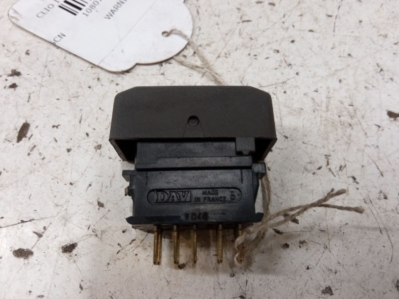 Recambio de warning para renault clio i (b/c57_, 5/357_) 1.2 (5/357y, 5/357k) referencia OEM IAM   