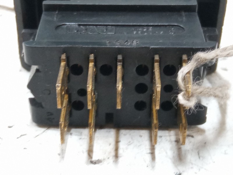 Recambio de warning para renault clio i (b/c57_, 5/357_) 1.2 (5/357y, 5/357k) referencia OEM IAM   