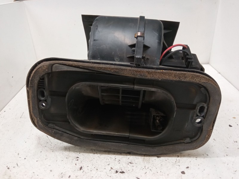 Recambio de motor calefaccion para renault clio i (b/c57_, 5/357_) 1.2 (5/357y, 5/357k) referencia OEM IAM 7700810270  