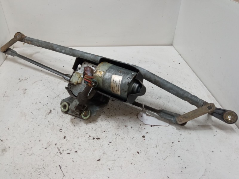 Recambio de motor limpia delantero para renault clio i (b/c57_, 5/357_) 1.2 (5/357y, 5/357k) referencia OEM IAM 403634  