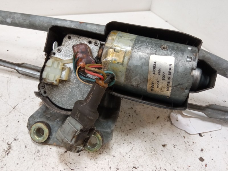 Recambio de motor limpia delantero para renault clio i (b/c57_, 5/357_) 1.2 (5/357y, 5/357k) referencia OEM IAM 403634  