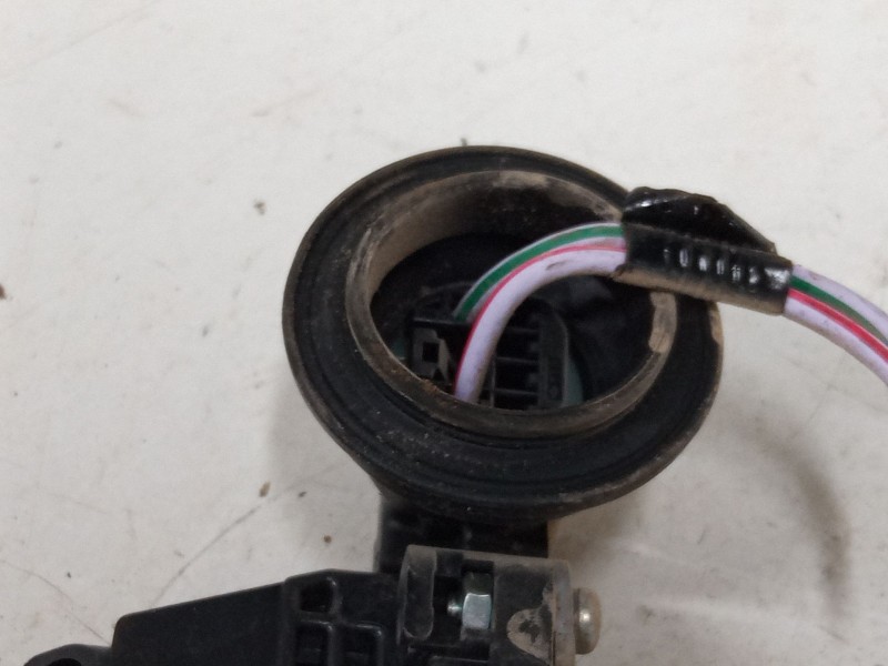 Recambio de elevalunas electrico delantero derecho para toyota yaris (_p13_) 1.0 (ksp130_) referencia OEM IAM 973582101  