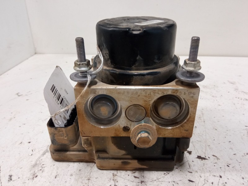 Recambio de abs para toyota yaris (_p13_) 1.0 (ksp130_) referencia OEM IAM 445400d030  