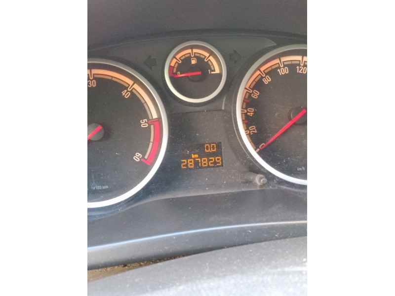 opel corsa d (s07) del año 2008