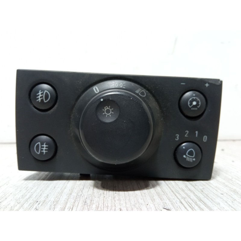 Recambio de conmutador de luces para opel vectra c station wagon (z02) 1.9 cdti (f35) referencia OEM IAM 13229539  