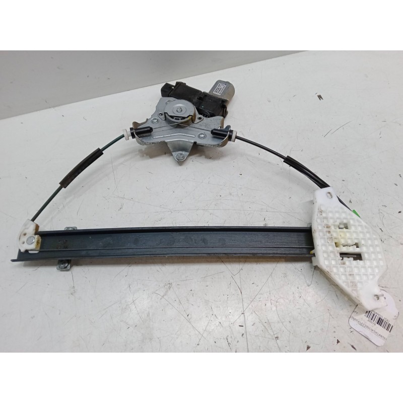 Recambio de elevalunas electrico delantero izquierdo para ssangyong korando (ck) 2.0 e-xdi referencia OEM IAM 98811CZ020FL  