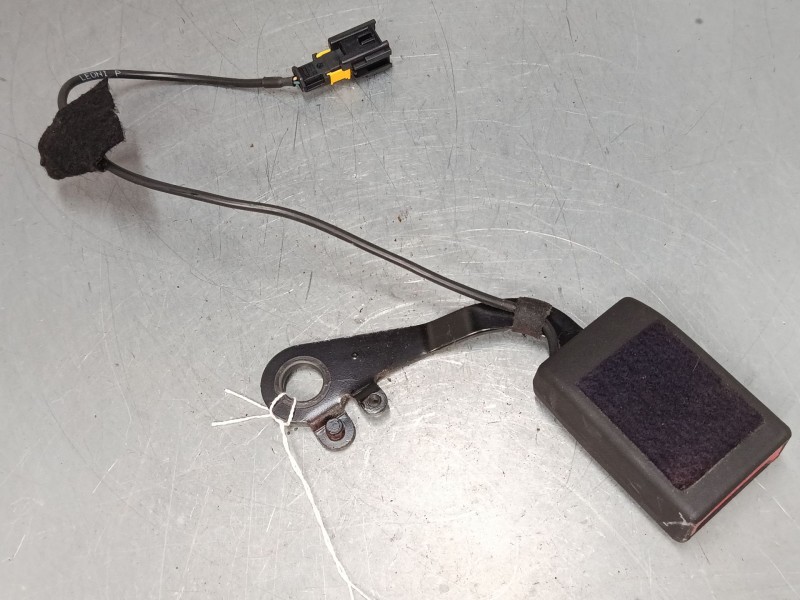 Recambio de anclaje cinturon trasero derecho para citroën c4 picasso i monospace (ud_) 1.6 hdi 110 referencia OEM IAM   