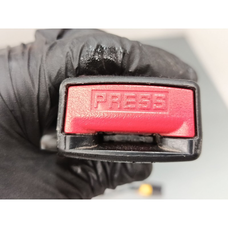 Recambio de anclaje cinturon trasero derecho para citroën c4 picasso i monospace (ud_) 1.6 hdi 110 referencia OEM IAM   