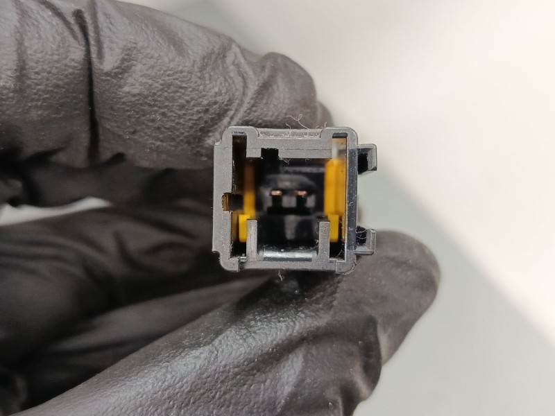 Recambio de anclaje cinturon trasero derecho para citroën c4 picasso i monospace (ud_) 1.6 hdi 110 referencia OEM IAM   