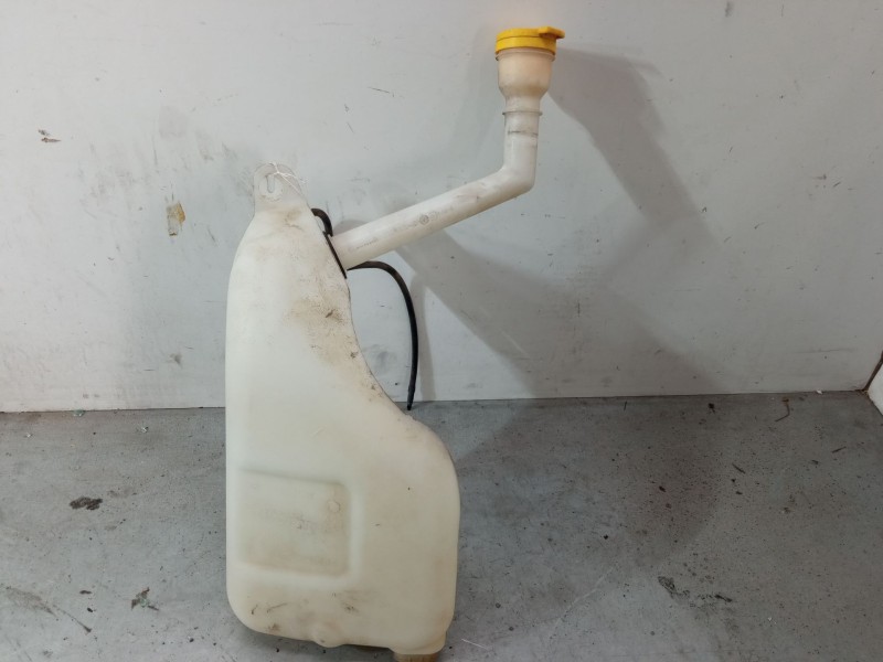 Recambio de deposito limpiaparabrisas para renault megane iii hatchback (bz0/1_, b3_) 1.6 16v (bz1b, bz1h) referencia OEM IAM   