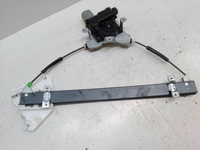 Recambio de elevalunas electrico delantero izquierdo para ssangyong korando (ck) 2.0 e-xdi referencia OEM IAM 98811CZ020FL  