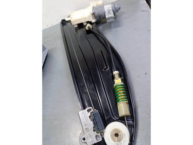Recambio de elevalunas electrico trasero izquierdo para bmw 7 (e65, e66, e67) 730 i, li referencia OEM IAM   