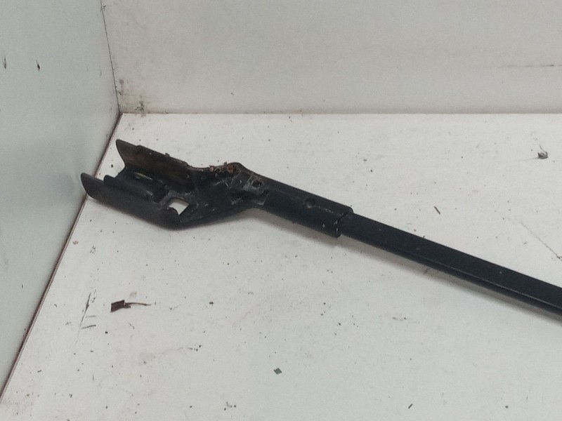 Recambio de brazo limpia delantero derecho para seat ibiza iv (6j5, 6p1) 1.2 tsi referencia OEM IAM   