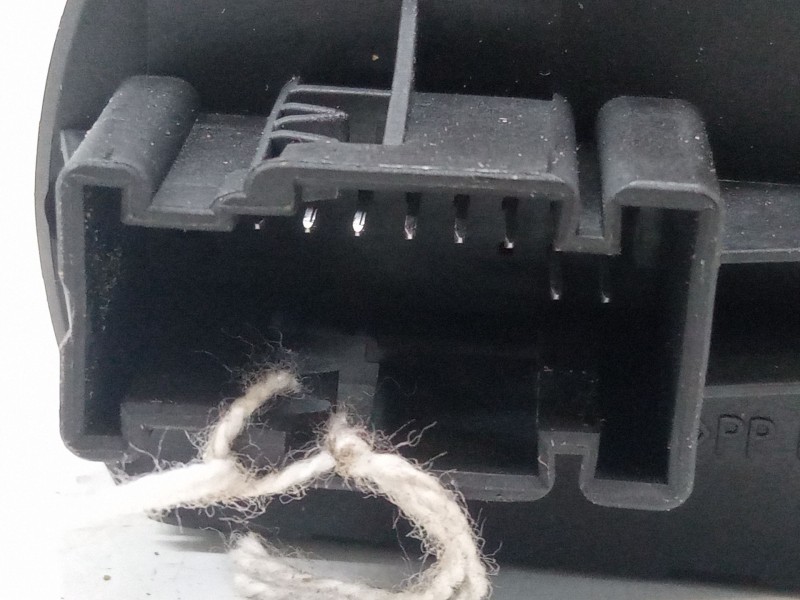 Recambio de mando elevalunas delantero izquierdo para opel corsa e (x15) 1.4 (08, 68) referencia OEM IAM   