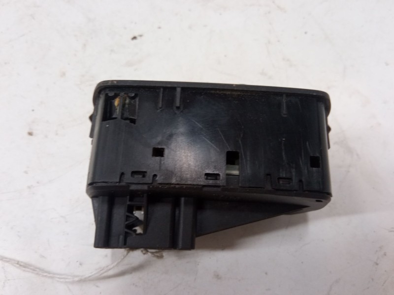 Recambio de mando elevalunas delantero izquierdo para opel corsa e (x15) 1.4 (08, 68) referencia OEM IAM   