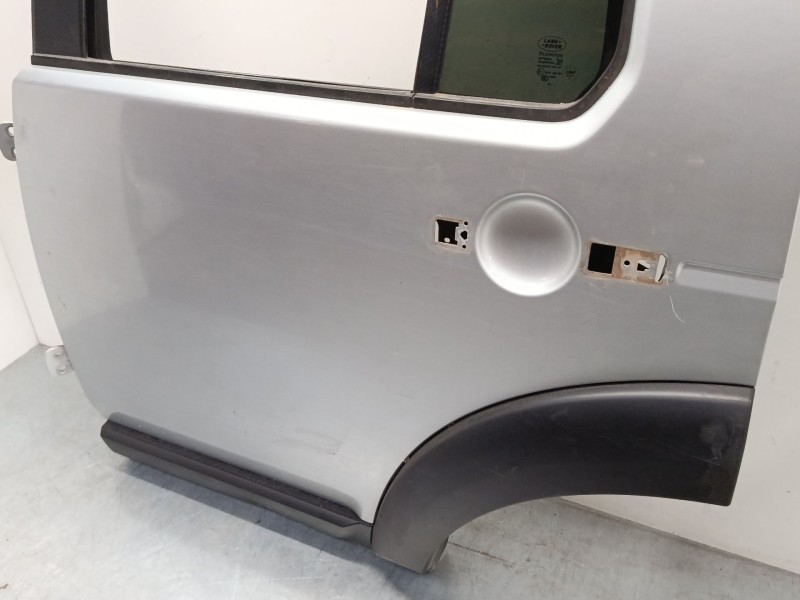 Recambio de puerta trasera izquierda para land rover discovery iii (l319) 2.7 td 4x4 referencia OEM IAM   