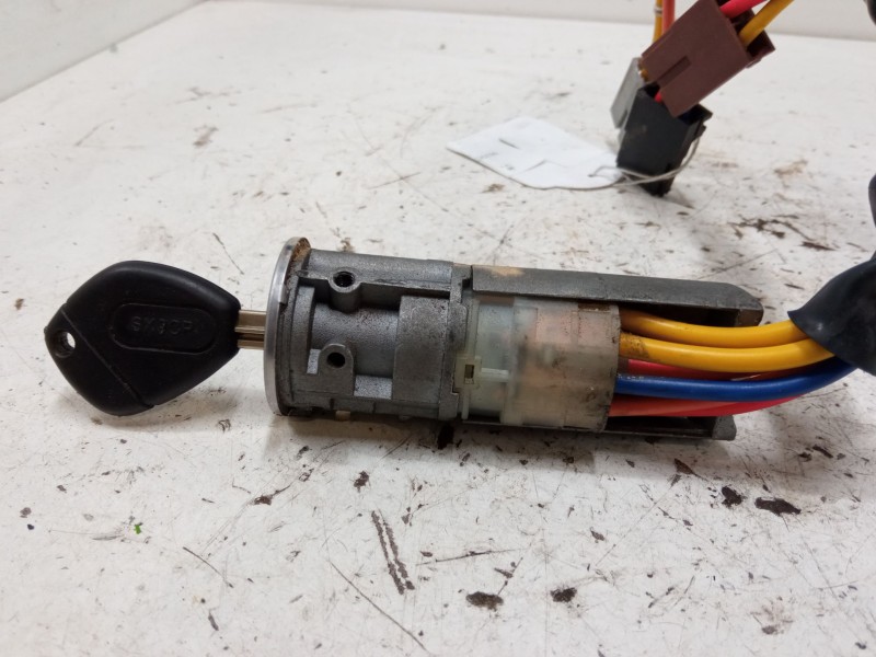 Recambio de clausor para fiat scudo furgoneta (220_) 2.0 jtd 16v referencia OEM IAM   