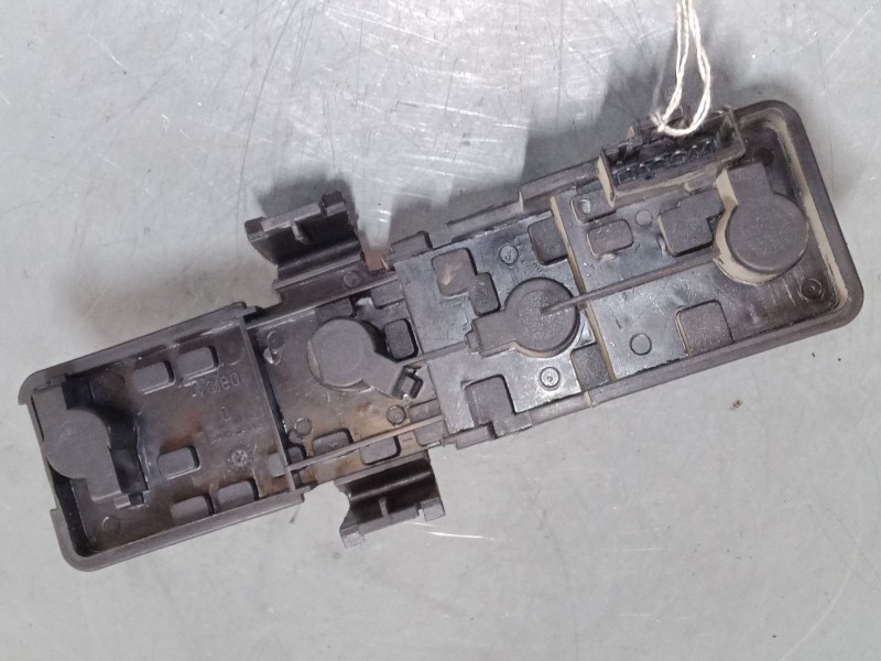 Recambio de portalampara piloto derecho para citroën xsara picasso (n68) 1.6 hdi referencia OEM IAM   