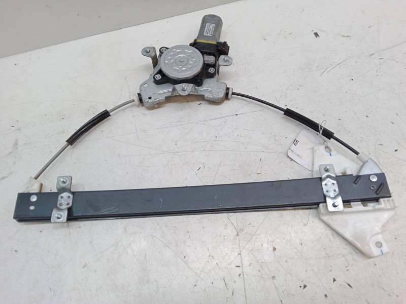 Recambio de elevalunas electrico delantero derecho para ssangyong korando (ck) 2.0 e-xdi referencia OEM IAM 98820CZ010  
