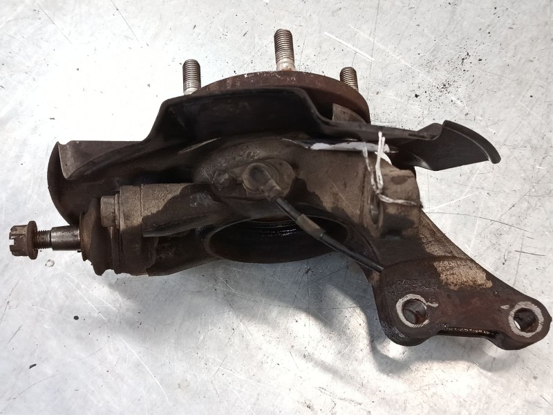 Recambio de mangueta delantera izquierda para hyundai tucson (jm) 2.0 referencia OEM IAM   