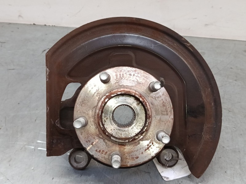 Recambio de mangueta delantera derecha para nissan juke (f15) 1.2 dig-t referencia OEM IAM   