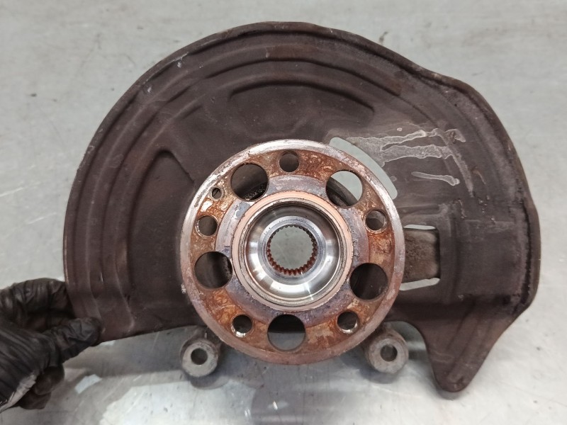 Recambio de mangueta delantera izquierda para mercedes-benz clase a (w176) a 220 d (176.003) referencia OEM IAM   